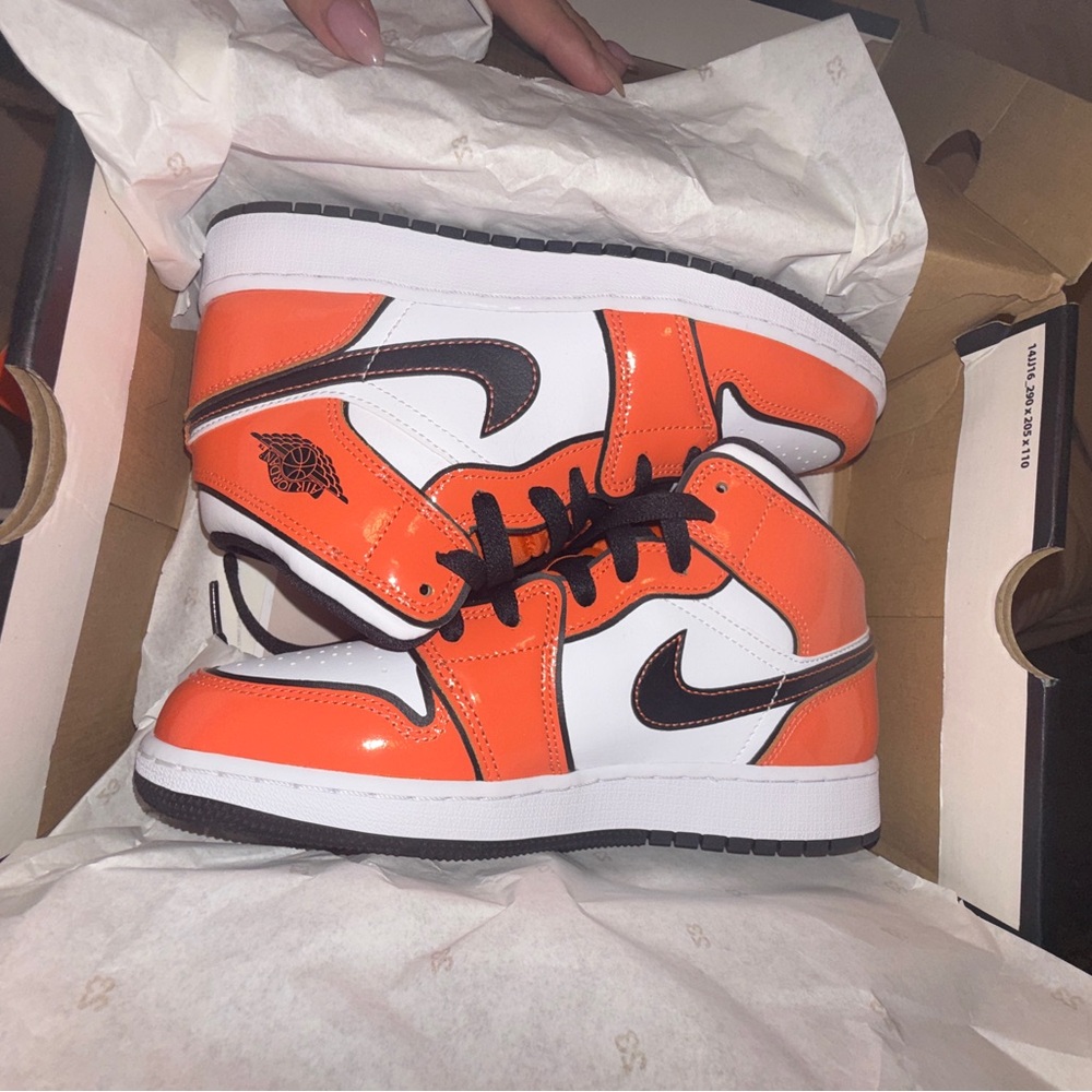 Nike Mid-Top Sneakers in Orange and White